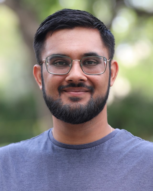 Akash Dhawan, Visiting Researcher
