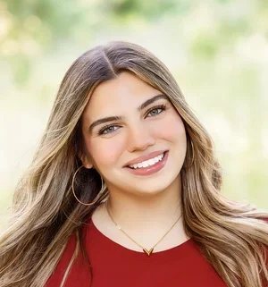 Louiza Esther Zughbaba, Undergraduate Researcher, Human Biology